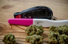 Etats-Unis : pourquoi de plus en plus de femmes enceintes consomment-elles du cannabis ?
