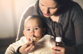 Fièvre chez les bébés : paracétamol et ibuprofène, des remèdes sans risque