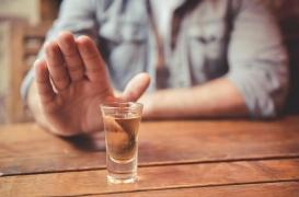 Sevrage : un prototype de bracelet qui 