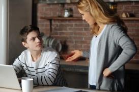 Psychologie : faut-il tout dire à ses parents ?