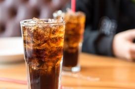 Les sodas favorisent l’érosion dentaire chez les personnes obèses