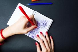 Contrairement à ce que l'on pensait, les gauchers ne sont pas plus créatifs que les droitiers