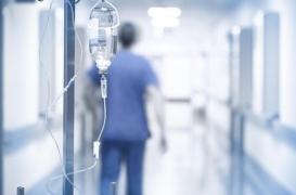 Renvoyée des urgences, elle rentre chez elle et fait une fausse couche 