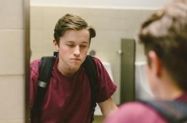 Bonheur : quelle est la période la moins heureuse de notre vie ?