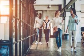 Marcher 5 minutes toutes les 30 minutes aiderait à lutter contre la sédentarité 