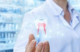 Alzheimer, diabète, cancers : bientôt un dépistage grâce à une dent connectée ? 