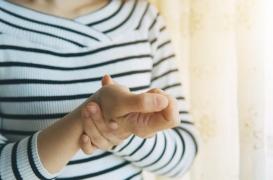 Nord : elle perd l'usage de sa main après le retrait de son implant contraceptif 