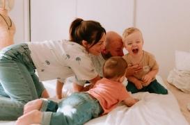 Paralysie cérébrale : “Aaron nous impressionne par sa capacité d’adaptation”