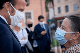 Soupçonnés d’être toxiques, les masques Dim ne doivent plus être utilisés par les enseignants