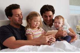 Homoparentalité : les enfants des couples de même sexe s’en tirent aussi bien que les autres