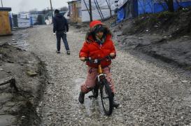 Calais : la Défenseure des enfants s'oppose au démantèlement de la 