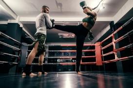 Les combattantes de MMA aiment les hommes virils