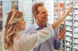 Bien choisir ses lunettes de soleil et pas forcément les plus chères