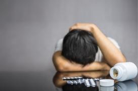 Opioïdes : soigner les addictions des adolescents grâce aux traitements de substitution 