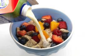 Boissons au soja : Auchan rappelle des briques contenant du lait 