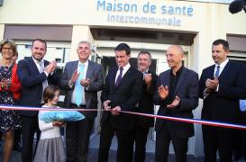 Déserts médicaux : Manuel Valls annonce 600 maisons de santé
