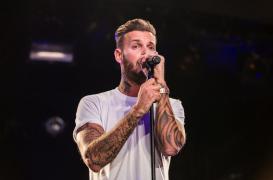 Mise en garde de M. Pokora : pourquoi le détatouage est une galère 