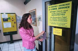 Cabines de bronzage : pourquoi le Sénat veut les interdire