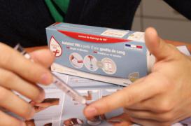 Sida : faciliter l'accès aux autotests en baissant le prix