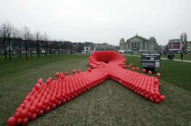 Sida : l’OMS veut élargir l’accès aux antirétroviraux