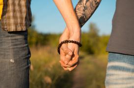 VIH : les homosexuels restent pénalisés dans l'accès aux soins