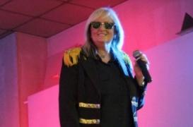 Pour la première fois, Véronique Sanson se confie sur son cancer 