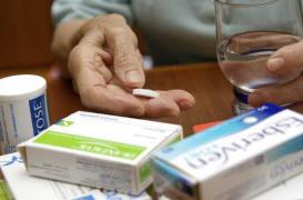 Seniors : les médicaments écrasés donnent mauvais goût à la nourriture