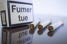 Tabac  : le paquet neutre est efficace chez les fumeuses