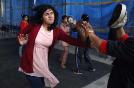 Agressions sexuelles : former les jeunes femmes réduit le risque de viol