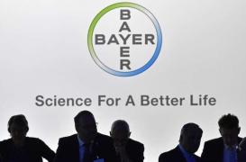 Pesticides : l'Europe enquête sur la fusion Bayer-Monsanto 