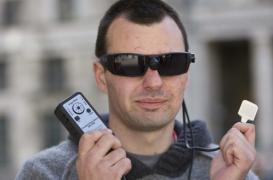 Un appareil aide les aveugles à « voir avec la langue »