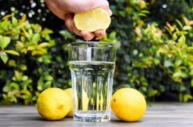 Régime au citron : comment fonctionne une cure de détoxification ?