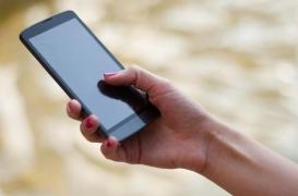 Réseaux sociaux : des chercheurs ont besoin de vos pouces !