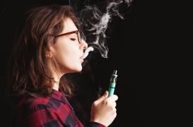 La e-cigarette réduit le tabagisme sans conduire à l'arrêt