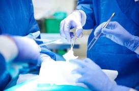 Pourquoi meurt-on d’un arrêt cardiaque après une opération qui ne concerne pas le cœur ?