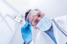 Soins dentaires : les dentistes de nouveau dans la rue