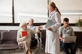 Urgences : les seniors attendent quatre heures