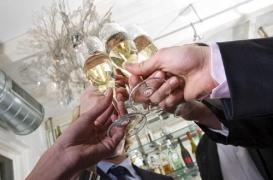 Avant pendant et après les réveillons :  conseils du médecin aux fêtards