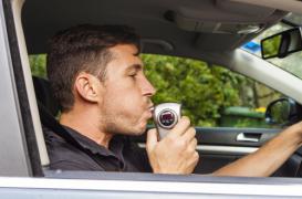 Sécurité routière : l'éthylotest anti-démarrage à l'essai