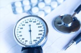 Traiter l’hypertension résistante sans médicaments