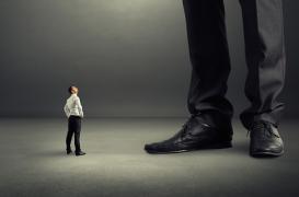 Taille : 83 variations génétiques localisées chez les grands