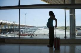 Cinq questions après un accouchement dans un avion entre Paris et New-York