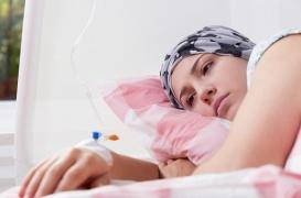 Chez les femmes, la mortalité du cancer du poumon devrait devancer celle du cancer du sein