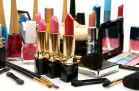 Cosmétiques : la moitié des allégations sont non conformes