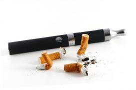 Aux Etats-Unis, les politiques de lutte anti-tabac font baisser le nombre de fumeurs et de vapoteurs