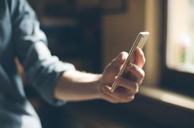 Téléphone portable : les Français s'inquiètent