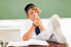 Adolescence: être optimiste éloigne des tentations de la drogue et de l’alcool