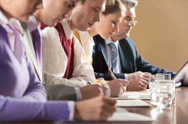 Les seniors au travail affichent une meilleure santé que les retraités