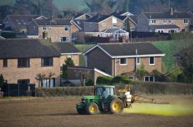 Pesticides : l’intoxication de 23 écoliers en Gironde n’est pas liée au bio