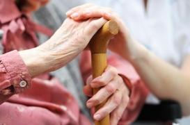 Personnes âgées : une entrée en institution de plus en plus tardive